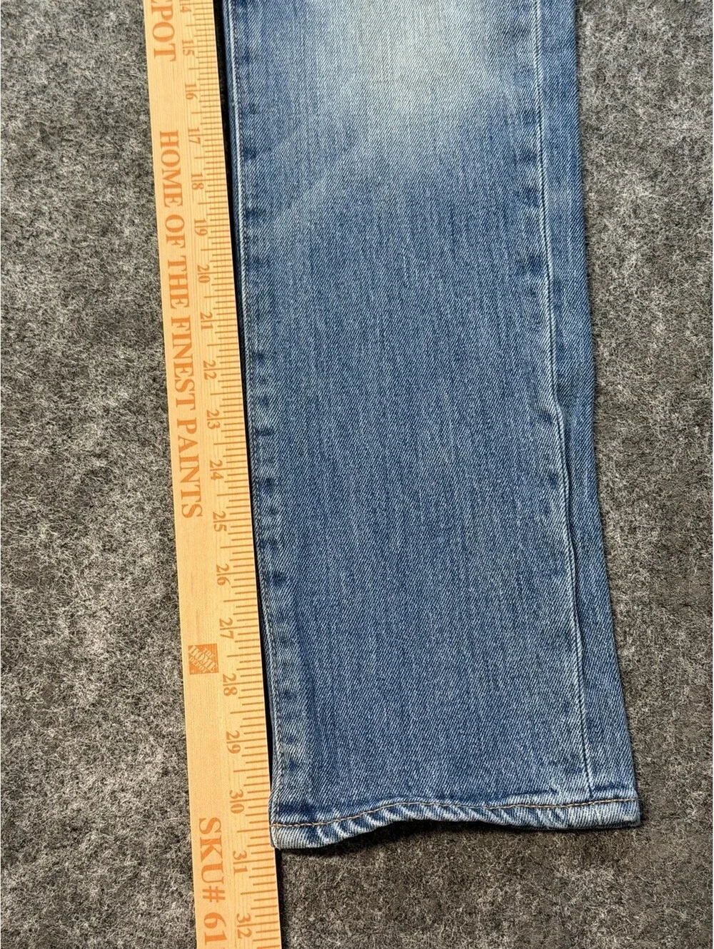 Levi’s 511 Men’s Slim Fit Jeans 28x32 Light Wash Blue Denim White Oak Cone Denim